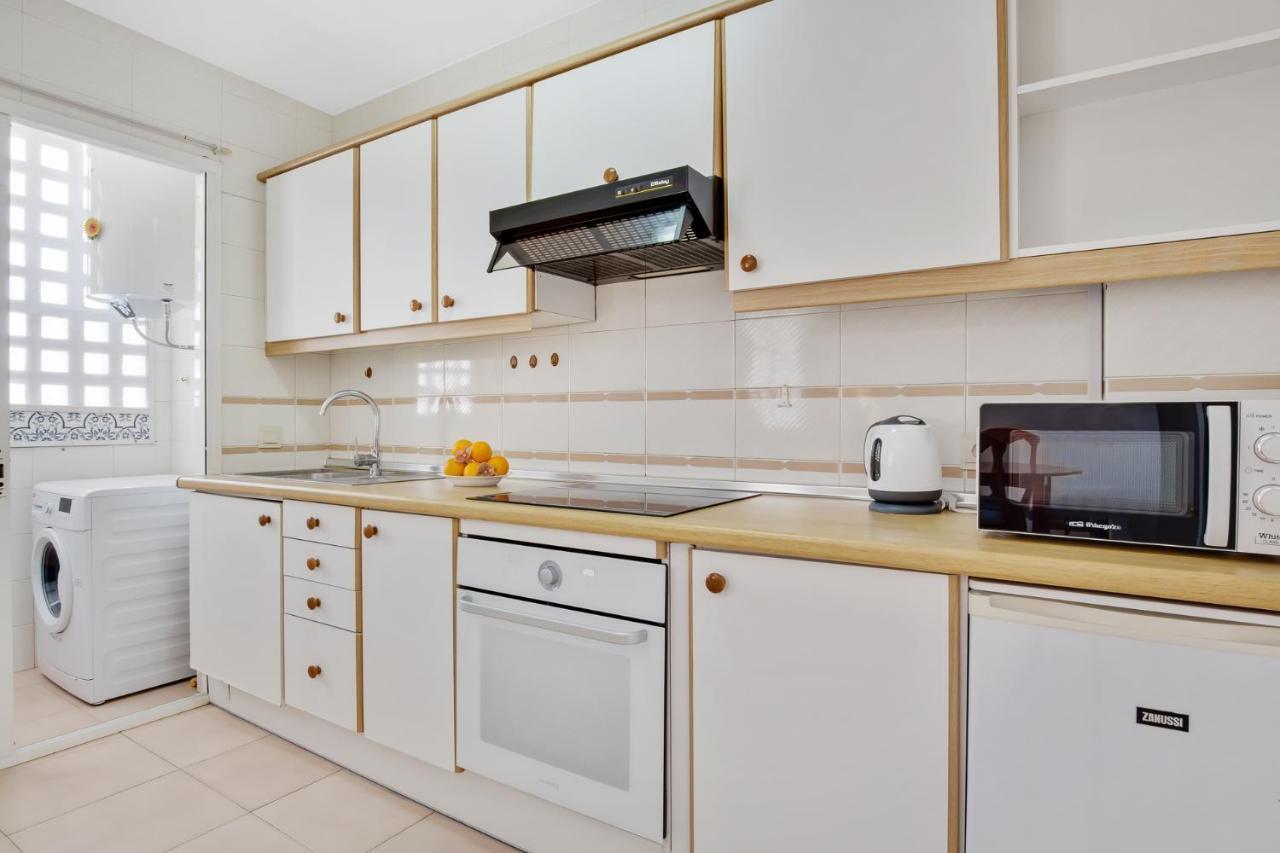 Imperial Puerto 2 3f By Ivi Real Estate *
